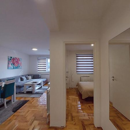 Apartman Victoria Lukavica Dış mekan fotoğraf