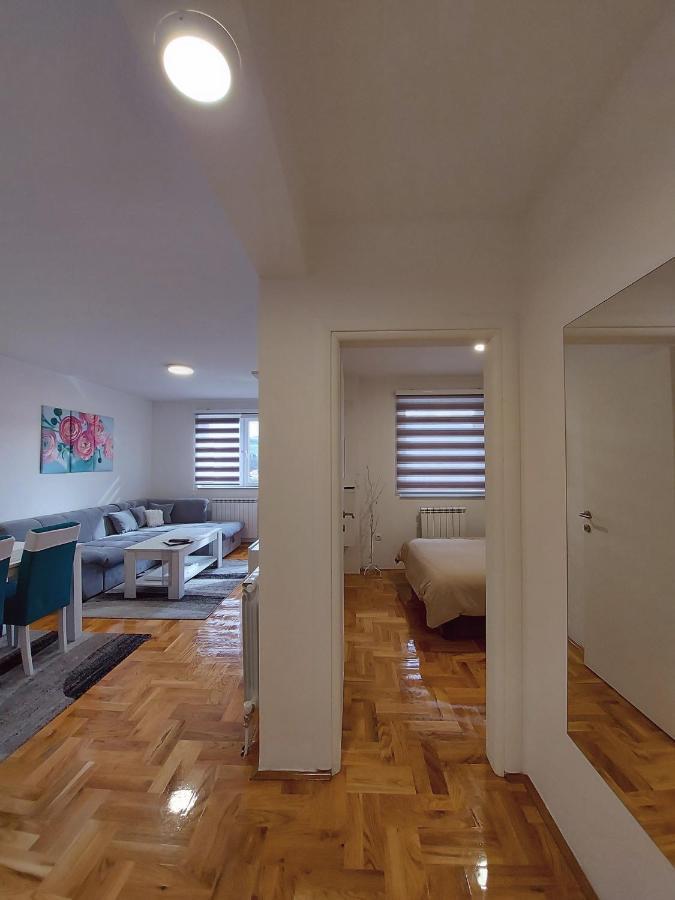 Apartman Victoria Lukavica Dış mekan fotoğraf