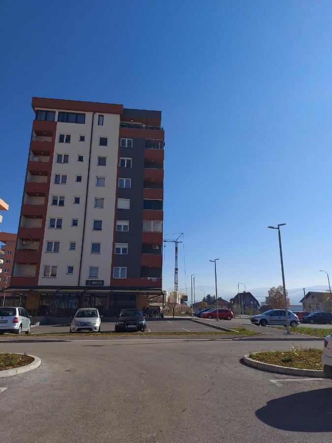 Apartman Victoria Lukavica Dış mekan fotoğraf